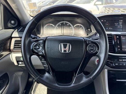 Used 2017 Honda Accord EX-L image 24