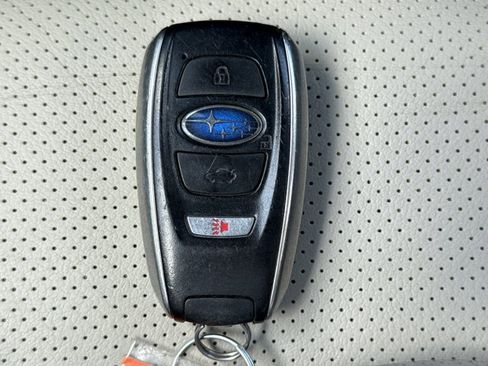 Used 2019 Subaru Ascent Limited AWD/4WD image 31