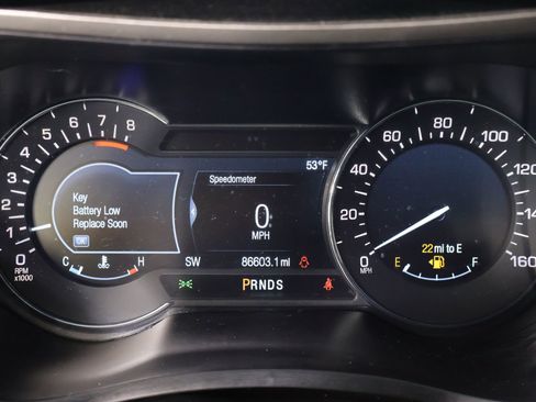 Used 2017 Lincoln MKZ Select w/ Technology Package image 4