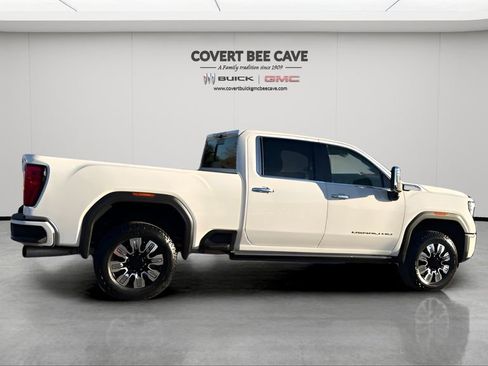 Used 2024 GMC Sierra 2500 Denali w/ Denali Reserve Package image 10