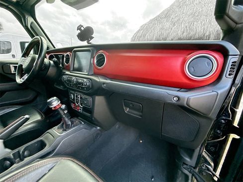 Used 2022 Jeep Gladiator Rubicon w/ LED Lighting Group image 29