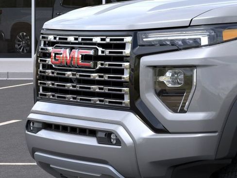 New 2026 GMC Canyon Denali AWD/4WD image 14
