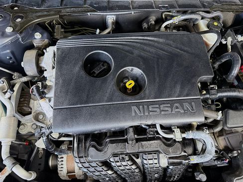 Used 2020 Nissan Altima 2.5 S FWD image 39