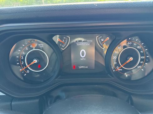 Used 2024 Jeep Wrangler Unlimited Sport AWD/4WD image 16