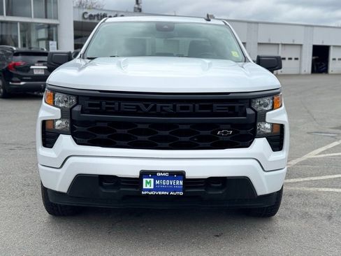 Used 2022 Chevrolet Silverado 1500 Custom w/ LPO, Dark Essentials Package AWD/4WD image 9