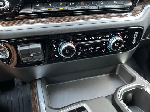 New 2026 GMC Sierra 1500 Elevation w/ Elevation Premium Package image 23