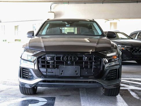 Used 2023 Audi Q8 Premium w/ Convenience Package AWD/4WD image 5