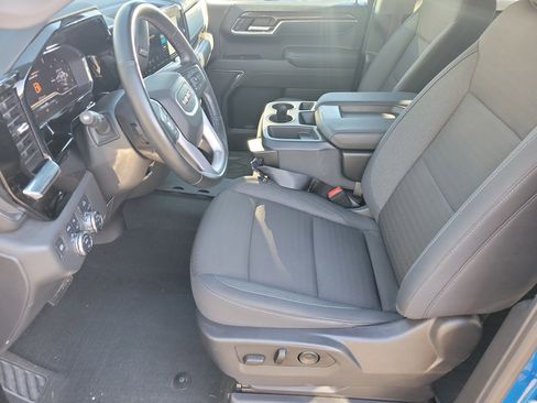 Used 2024 GMC Sierra 1500 Elevation w/ X31 Off-Road Package image 4