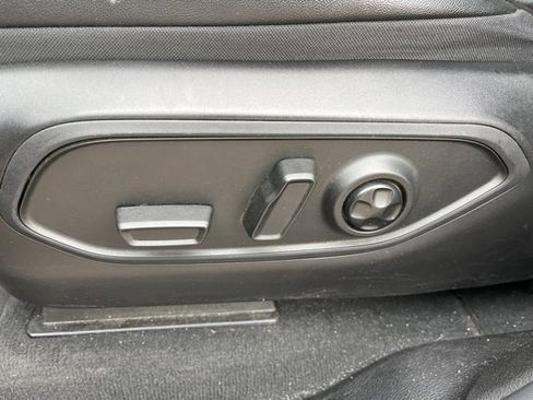 Used 2024 Jeep Grand Cherokee Limited 4xe image 15