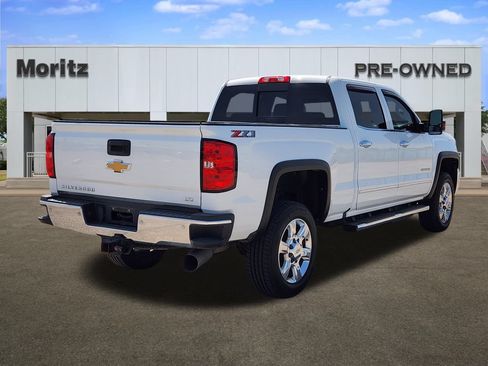 Used 2019 Chevrolet Silverado 2500 LTZ w/ Duramax Plus Package AWD/4WD image 4