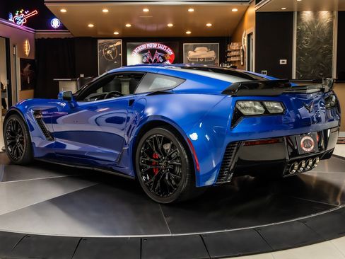 Used 2019 Chevrolet Corvette Z06 image 17