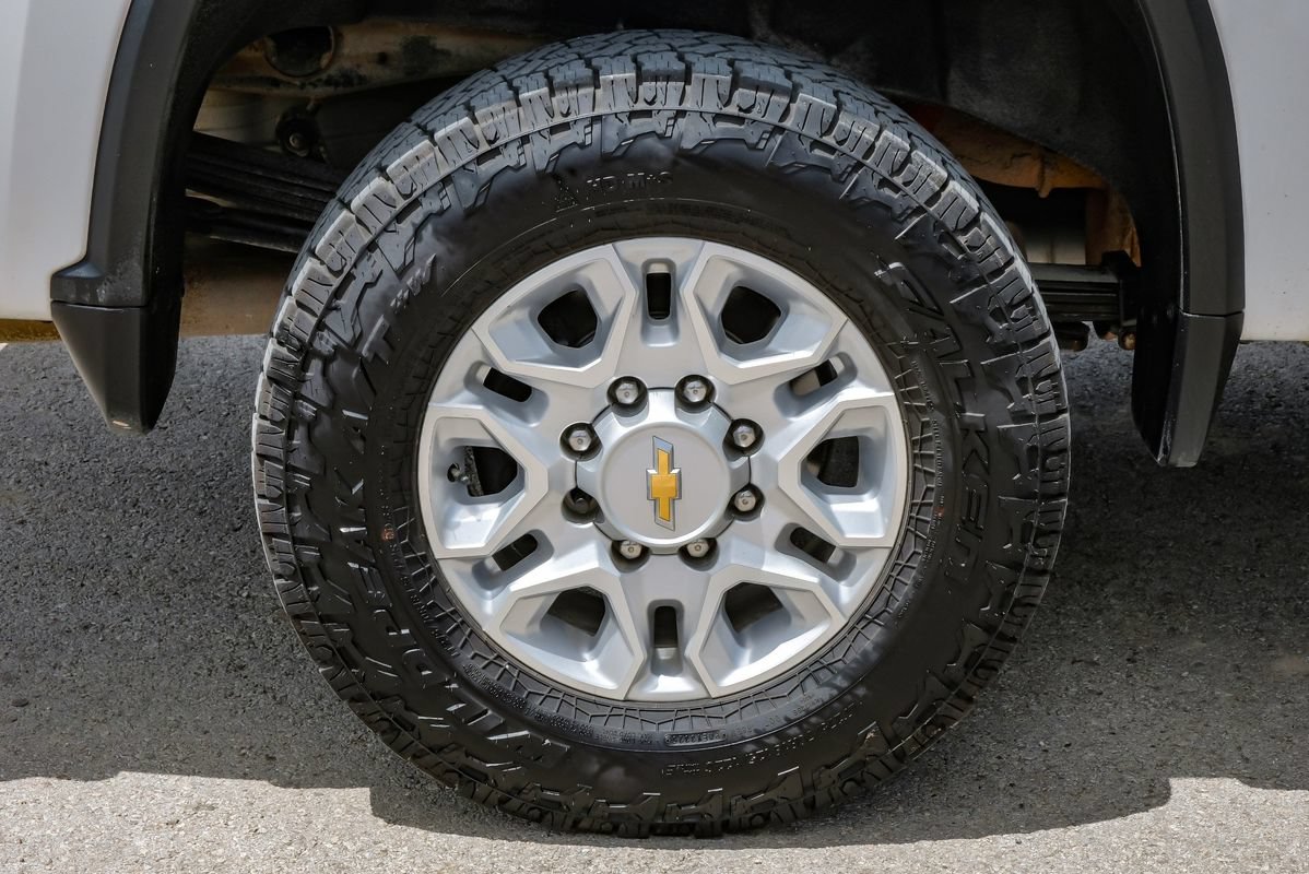 Used 2025 Chevrolet Silverado 2500 LTZ w/ LTZ Convenience Package AWD/4WD image 62