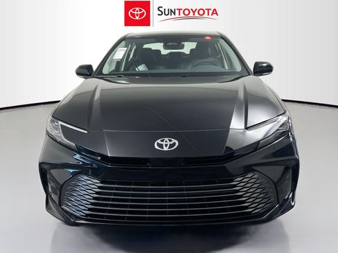 New 2026 Toyota Camry XLE image 10