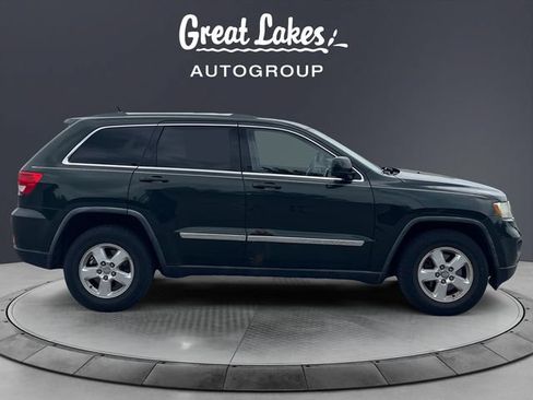 Used 2011 Jeep Grand Cherokee Laredo w/ All Weather Capability Group AWD/4WD image 6