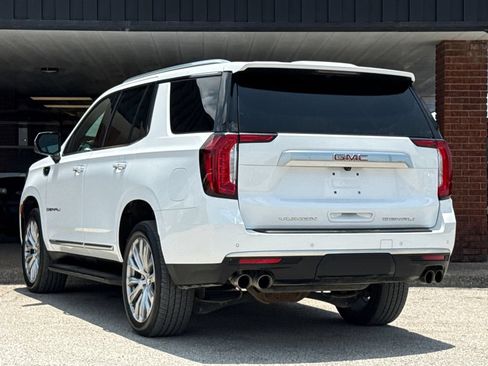 Used 2022 GMC Yukon Denali AWD/4WD image 7