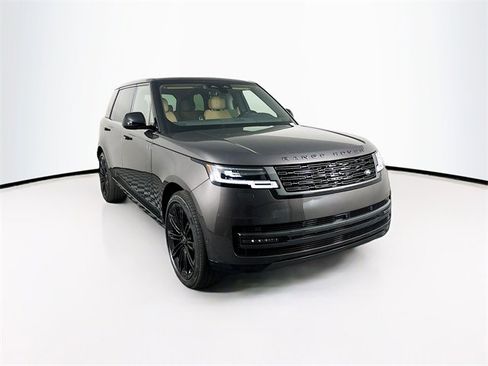 New 2025 Land Rover Range Rover Long Wheelbase SE image 3