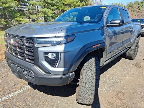 Used 2024 GMC Canyon AT4X w/ AT4X AEV Edition image 3