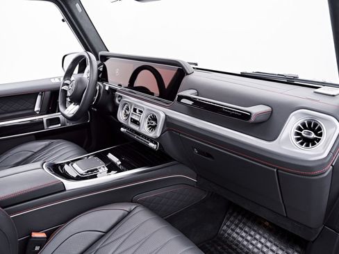 Used 2025 Mercedes-Benz G 63 AMG 4MATIC image 47