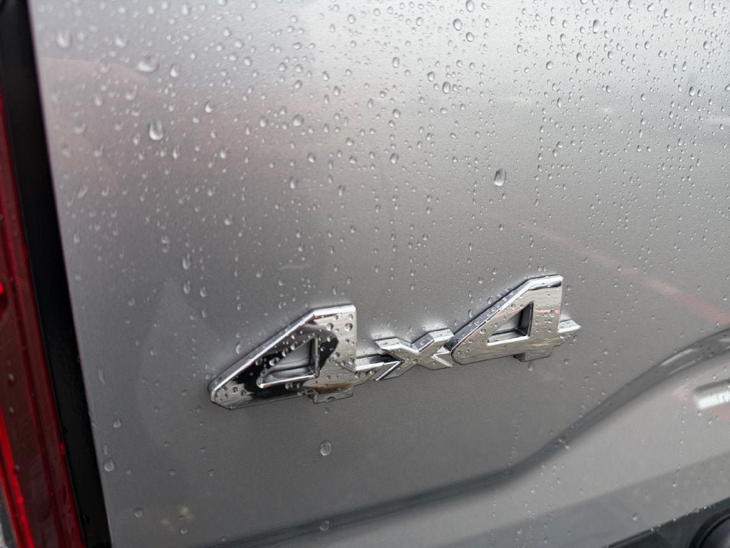 Used 2020 Toyota Tacoma SR AWD/4WD image 35