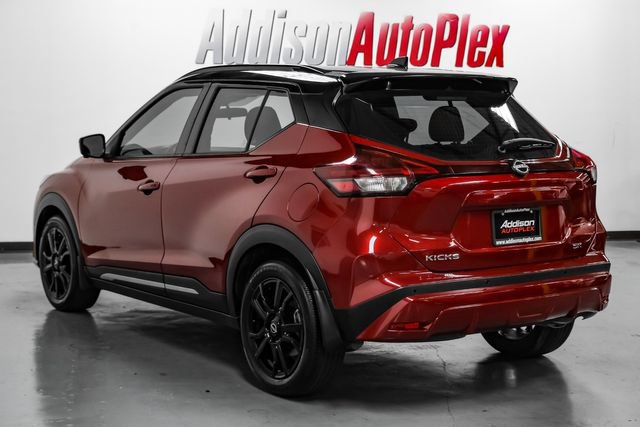 Used 2024 Nissan Kicks SR FWD image 12