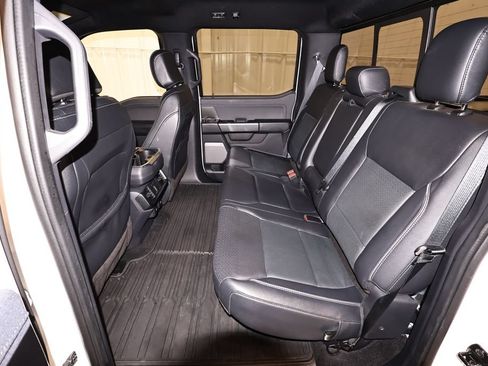 Used 2022 Ford F150 Lariat w/ Equipment Group 502A High AWD/4WD image 15