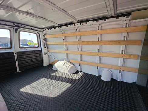 Used 2024 Chevrolet Express 2500 w/ Driver Convenience Package image 16