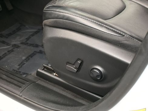 Used 2022 Jeep Cherokee Latitude Lux image 12