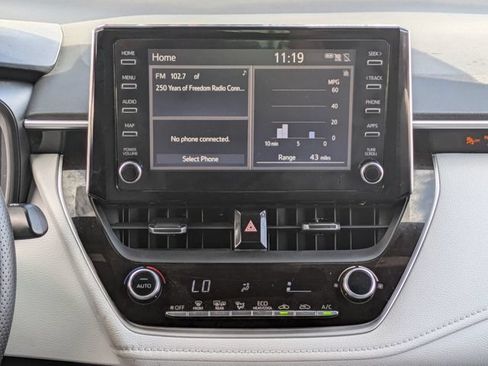 Used 2020 Toyota Corolla SE FWD image 23