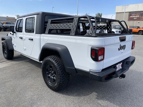 Used 2024 Jeep Gladiator Sport AWD/4WD image 37