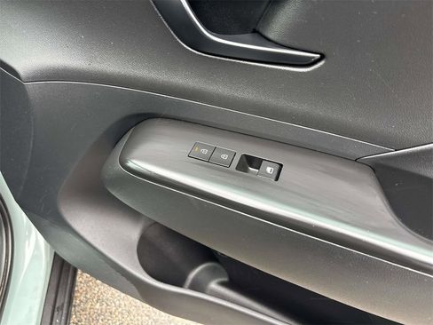 Used 2024 Hyundai Kona SEL image 16