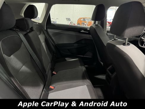 Used 2024 Volkswagen Taos S image 7