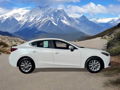 Used 2015 MAZDA MAZDA3 i Touring image 6