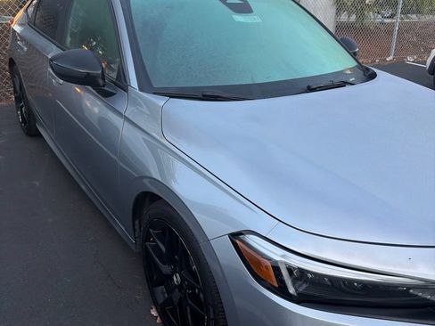 Used 2024 Honda Civic Sport image 3
