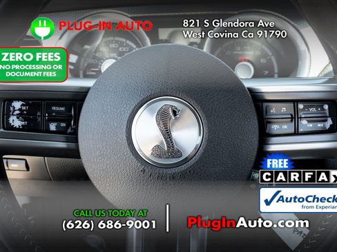Used 2011 Ford Mustang Shelby GT500 RWD image 19
