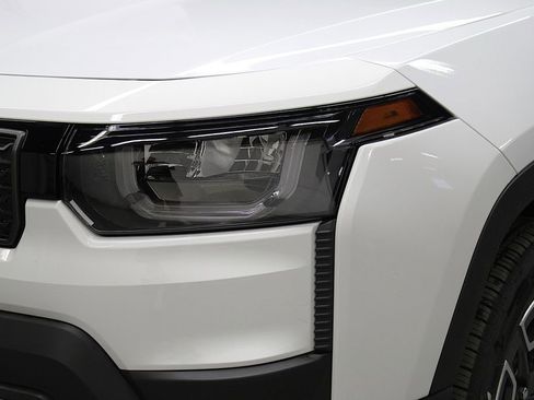 New 2026 Jeep Cherokee Limited AWD/4WD image 35