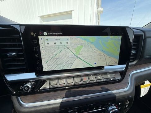 New 2026 GMC Sierra 1500 SLT image 13