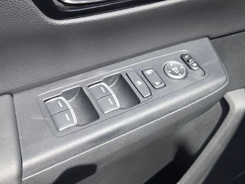 Used 2023 Honda CR-V EX-L image 20