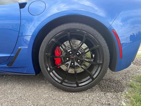 Used 2019 Chevrolet Corvette Grand Sport RWD image 16