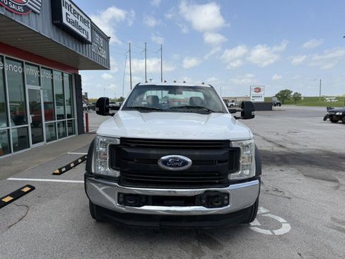 Used 2018 Ford F550 4x4 Regular Cab Super Duty image 10