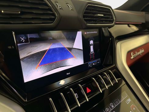 Used 2023 Lamborghini Urus S AWD/4WD image 43