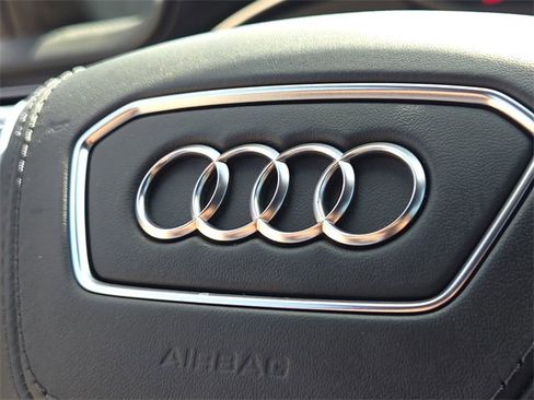 Used 2021 Audi A8 L 3.0T w/ Luxury Package image 22