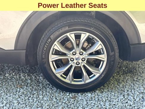 Used 2021 Ford Explorer Limited w/ Class III Trailer Tow Package AWD/4WD image 9