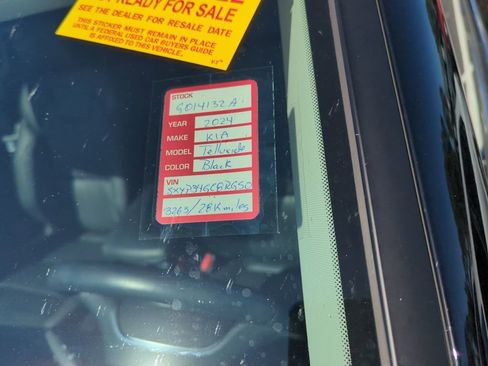 Certified 2024 Kia Telluride EX w/ EX Captain's Chair Package image 5