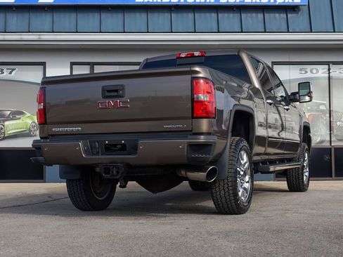 Used 2015 GMC Sierra 2500 Denali image 3