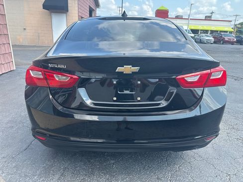 Used 2020 Chevrolet Malibu LS FWD image 4