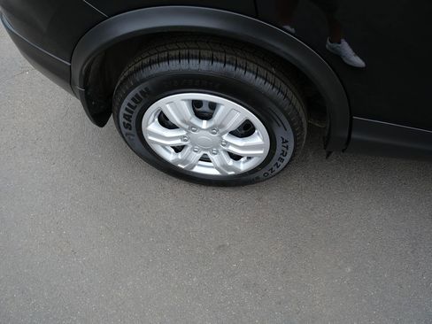 Used 2018 Nissan Rogue Sport S image 33