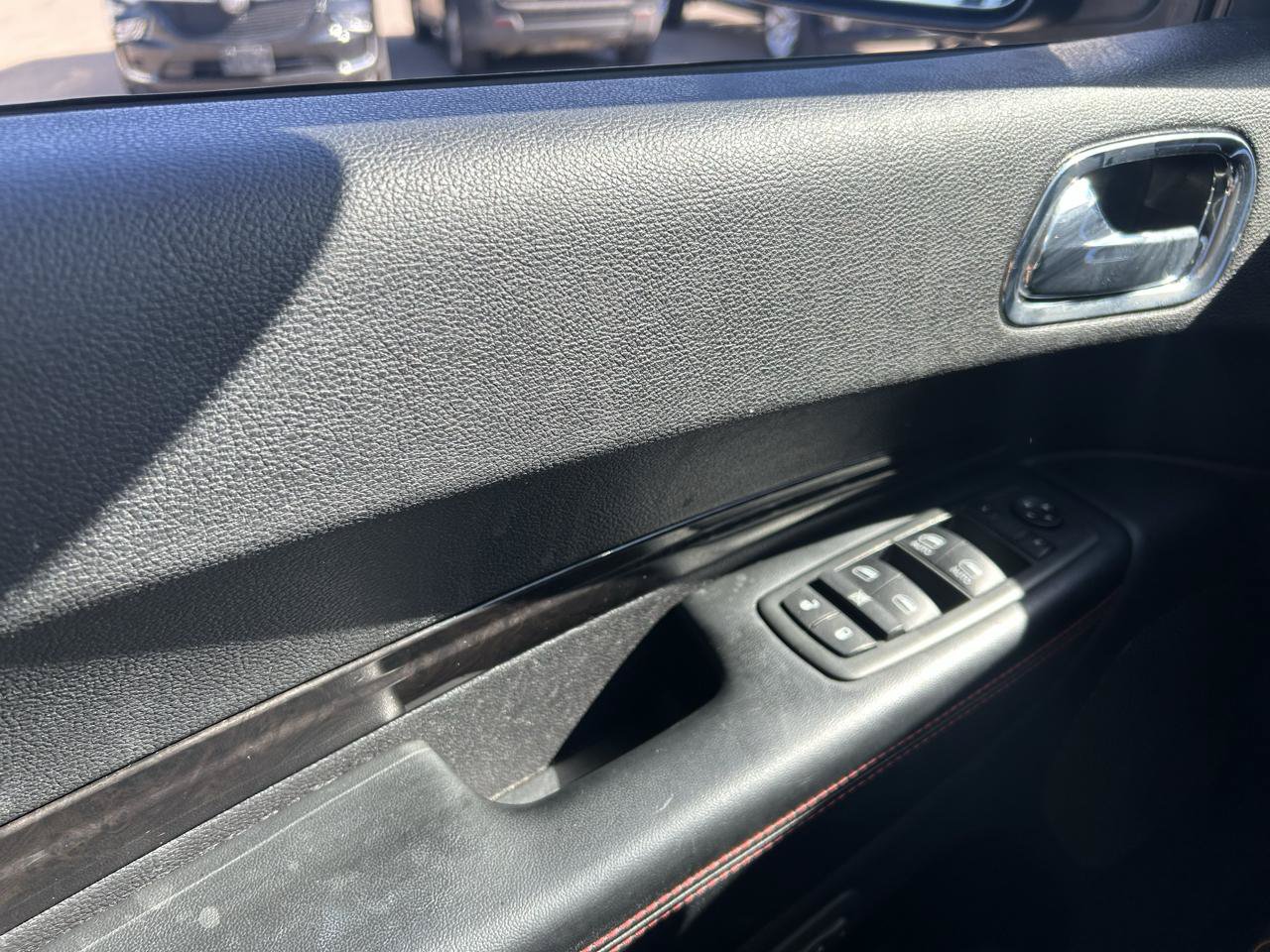 Used 2012 Dodge Durango R/T w/ Leather Interior Group AWD/4WD image 29