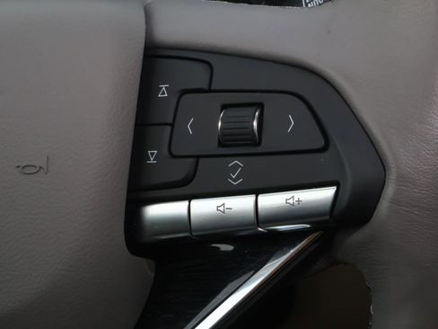 Certified 2023 Cadillac XT6 Premium Luxury image 30