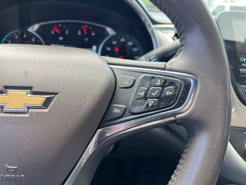 Used 2017 Chevrolet Malibu LT w/ Leather Package FWD image 22