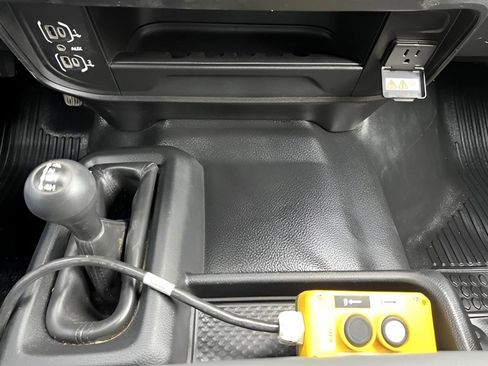 Used 2023 RAM 3500 Tradesman w/ Chrome Appearance Group image 27